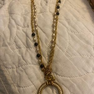 Channel gold chain
